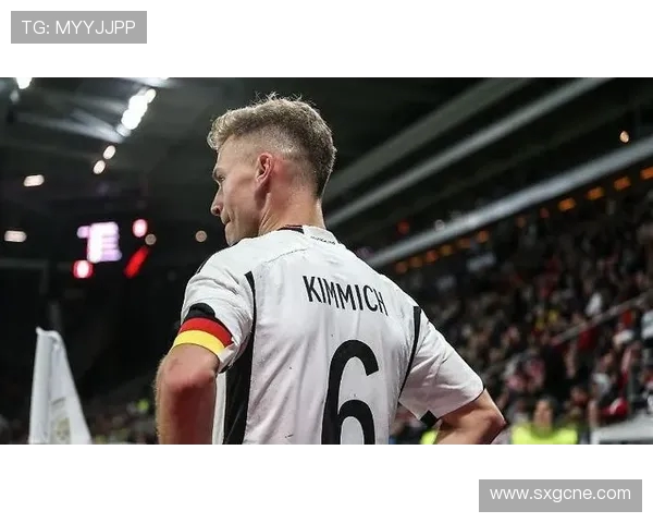 纳格尔斯曼：下半场加强防守球队发展方向正确