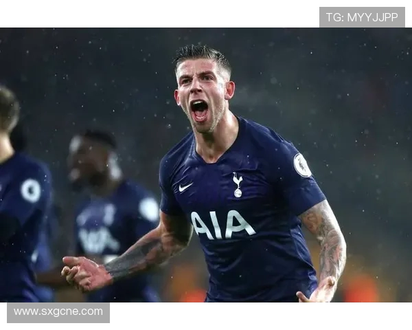 阿尔德韦雷尔德继参加比利时蒙面歌手后成功转型参演电影引发热议 阿尔德韦雷尔德继参加比利时蒙面歌手后成功转型参演电影引发热议